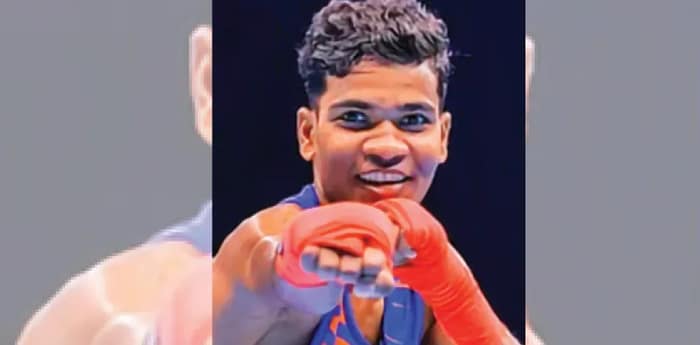 বিশ্বসেরাকে হারিয়ে চমক বক্সার সুরেশের