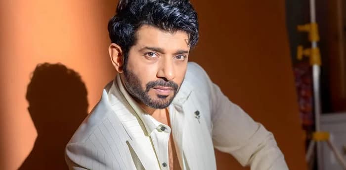 ‘স্বপ্ন আর প্রত্যাশার মধ্যে সামঞ্জস্য রাখতে হয়েছে’