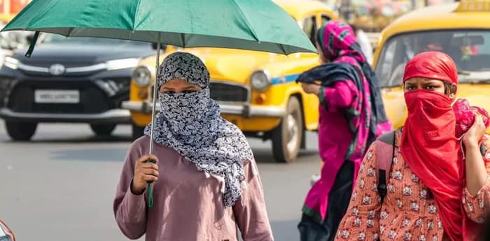 সন্ধ্যায় স্বস্তির ঝড়বৃষ্টি শহরে, কাল থেকে বাড়তে পারে তাপমাত্রা