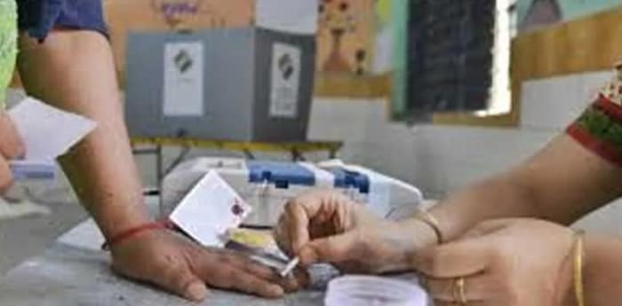 আজ ভোটগ্রহণ চলছে অসম, কেরল এবং পুদুচেরিতে