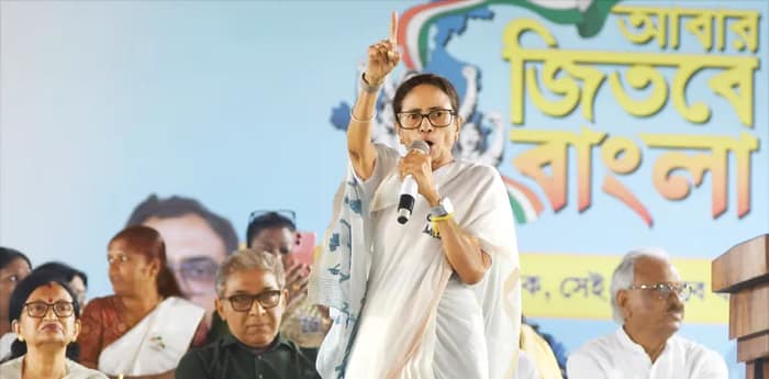 ৯০ লক্ষের নাম বাদ গেলেও জিতব, বিজেপির বিরুদ্ধে প্রত্যয়ী হুংকার মমতার