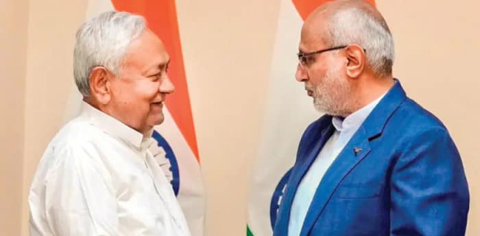 রাজ্যসভায় শপথ নীতীশের, বিহারের মুখ্যমন্ত্রী পদ নিয়ে ধোঁয়াশা অব্যাহতই