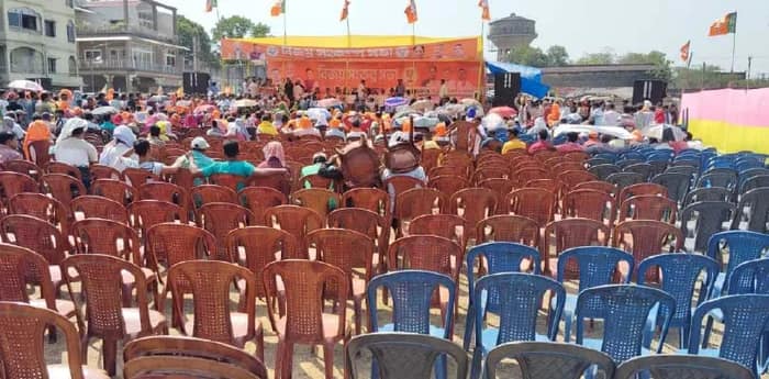 দিল্লির মহিলারা ১৬ মাসেও ২৫০০ টাকা পেলেন না কেন, প্রশ্নে বিব্রত রেখা গুপ্তা
