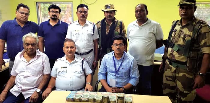 ভোটের আগে শহরে ২৪ ঘণ্টায় ১১ লক্ষেরও বেশি নগদ উদ্ধার