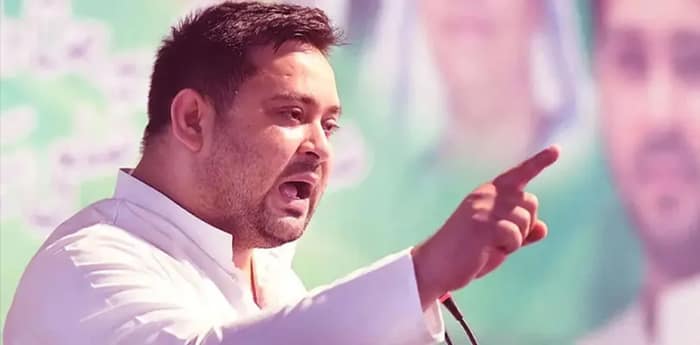 স্কুলে গান-বাজনার শিক্ষকই নেই, ১৫৮ কোটি টাকার বাদ্যযন্ত্র কিনেছে বিজেপি জোট সরকার! বিহারে ‘সংগীত দুর্নীতি’র অভিযোগ তেজস্বী যাদবের