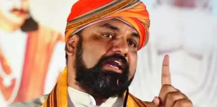 বিহারে খতম নীতীশ-রাজ, বিজেপির প্রথম মুখ্যমন্ত্রী পদে ‘দলবদলু’ সম্রাট