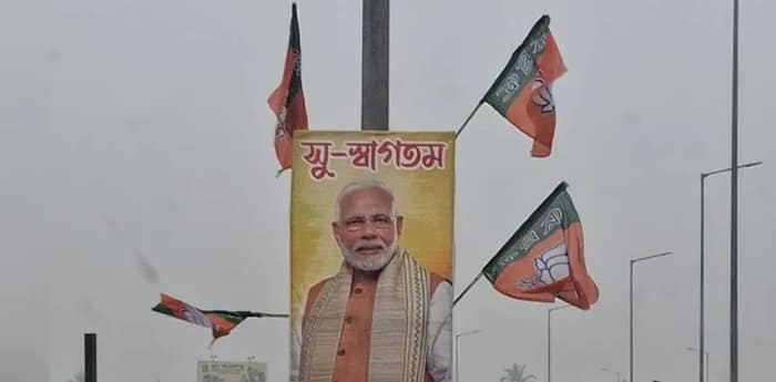 ভোট প্রচারে আরও ৪ দফায় পশ্চিমবঙ্গে আসছেন মোদি