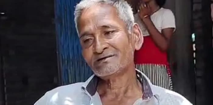এসআইআরে তিন সন্তানের ‘বাবা’, তালিকায় উধাও নিজের মেয়ের নাম!