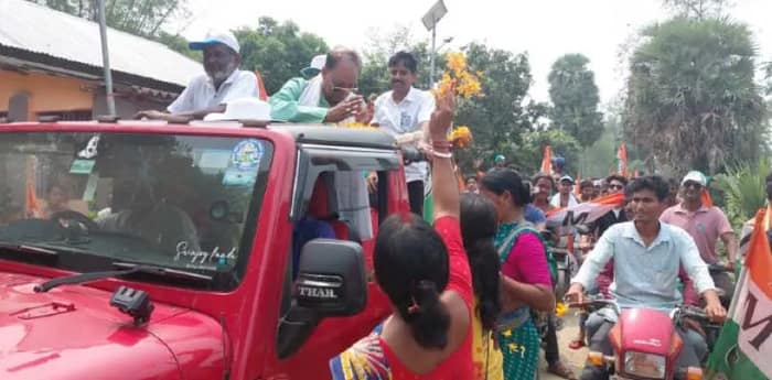হরিরামপুরে বড় লিডের লক্ষ্যে জোর প্রচার করলেন বিপ্লব