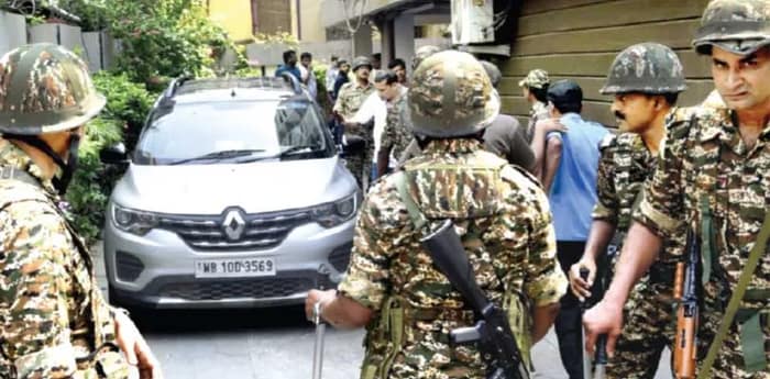 ফের এজেন্সি অস্ত্র, কলকাতার পুলিশ কর্তার বাড়িতে ইডি, জমি দখলের অভিযোগের নামে গ্রেপ্তার তৃণমূল ঘনিষ্ঠ ব্যবসায়ীও