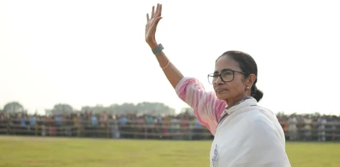 ভয়ডরহীন নেত্রীকে রোখে কার সাধ্য!