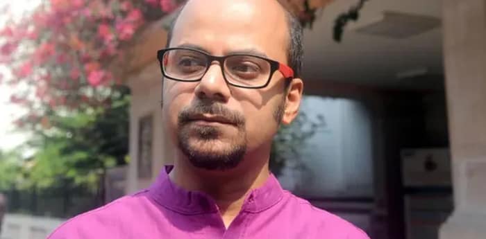 পুরানো মামলায়  কবি শ্রীজাতর নামে গ্রেপ্তারি পরোয়ানা,  তুমুল বিতর্ক!