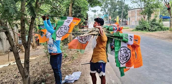 চন্দননগরে হেভিওয়েট মন্ত্রীর হার, তিন ফ্যাক্টরে আলোর শহরে আঁধারে তৃণমূল