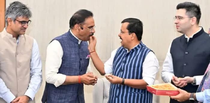 বড়োসড়ো ভাঙন আপের রাজ্যসভা দলে, অপারেশন লোটাসে ৭ সাংসদ বিজেপিতে