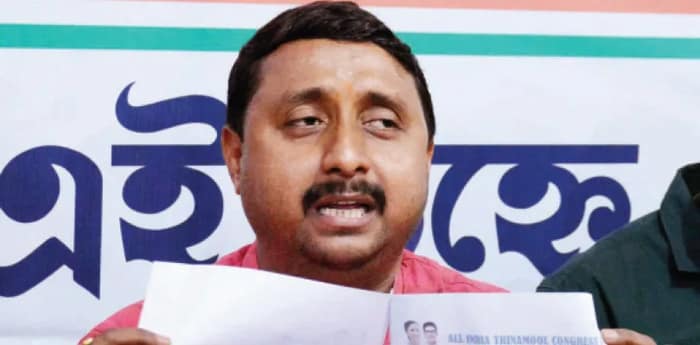 বুথ এজেন্টদের গ্রেপ্তারি নিয়ে বিতর্ক, বহিরাগত ইস্যুতে কমিশনকে নিশানা তৃণমূলের