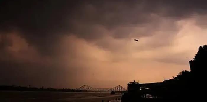 চলতি সপ্তাহে থাকছে গরম ও অস্বস্তি থেকে রেহাই মেলার সম্ভাবনা