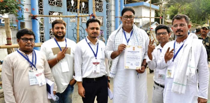 ভগবানগোলা ও লালগোলা আসন ধরে রাখল তৃণমূল
