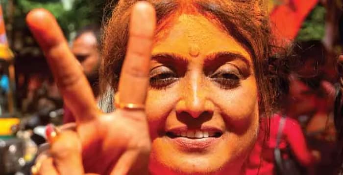 বাংলায় গেরুয়া ঝড়