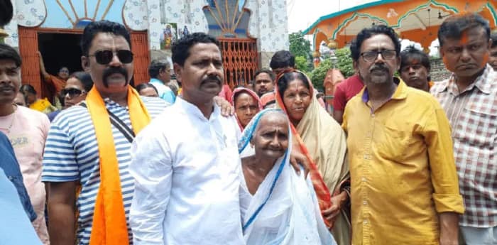 গাঁয়ের ছেলে বিধায়ক! ভাঙন কবলিত কাটোয়ার অগ্রদ্বীপ গ্রামে খুশির হাওয়া