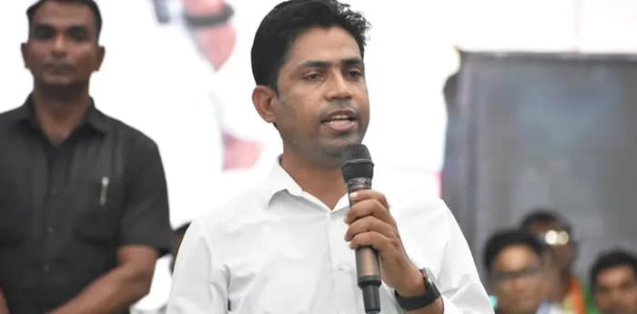 প্রার্থী জাহাঙ্গিরকে ঘরে ফেরাল পুলিশ
