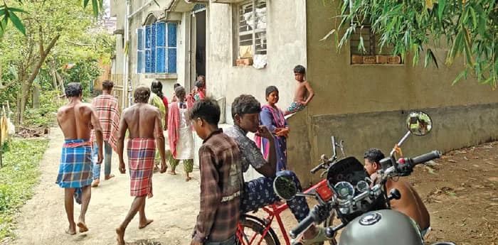 অন্নপূর্ণা ভাণ্ডারের ফর্ম বিলি করতে বেরিয়ে আক্রান্ত বিজেপি কর্মী, ধৃত ৩