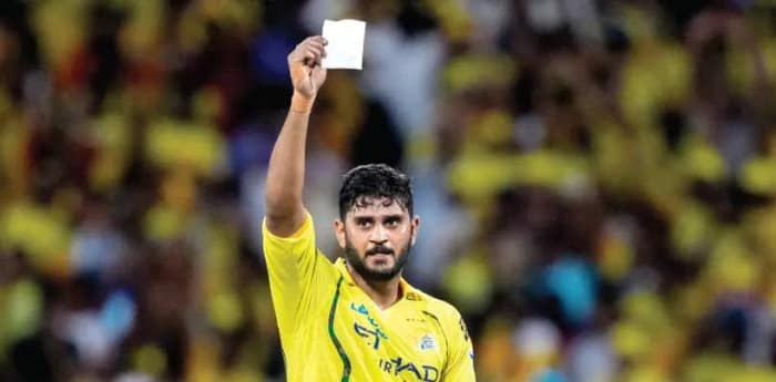 রেকর্ডের ঝলকে চেন্নাইকে জেতালেন উর্ভিল প্যাটেল