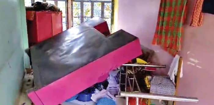 বাগদায় তৃণমূল নেতার বাড়িতে ভাঙচুরের অভিযোগ, গ্রেপ্তার ১