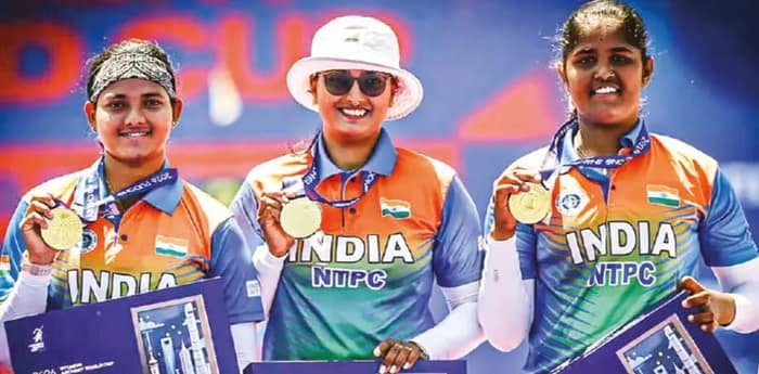 চীনকে হারিয়ে বিশ্বসেরা দীপিকারা