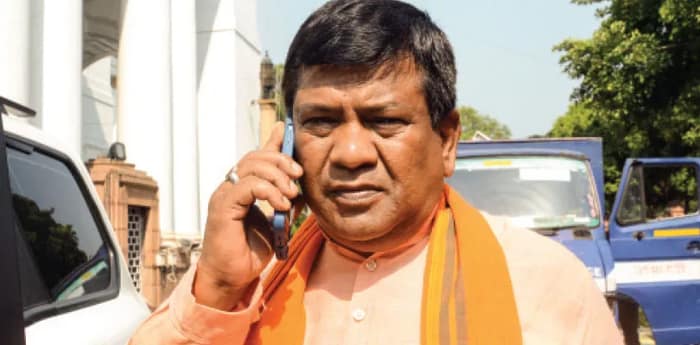 প্রথম বিজেপি সরকারের বিধানসভার স্পিকার আরএসএস ঘনিষ্ঠ রথীন্দ্র বসু