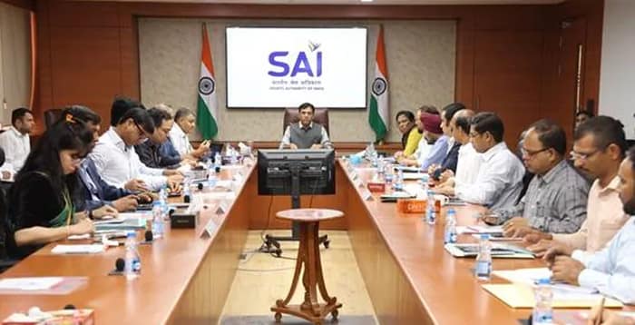 নয়াদিল্লিতে উচ্চ পর্যায়ের বৈঠকে কেন্দ্রীয় ক্রীড়ামন্ত্রী মনসুখ মাণ্ডব্য