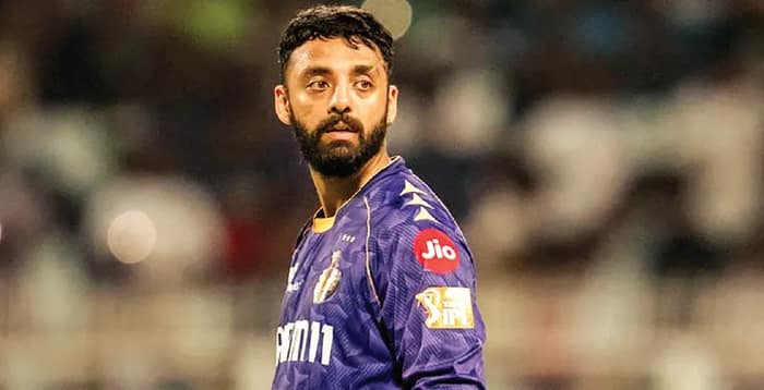 বরুণকে খেলিয়ে বিতর্কে নাইটরা
