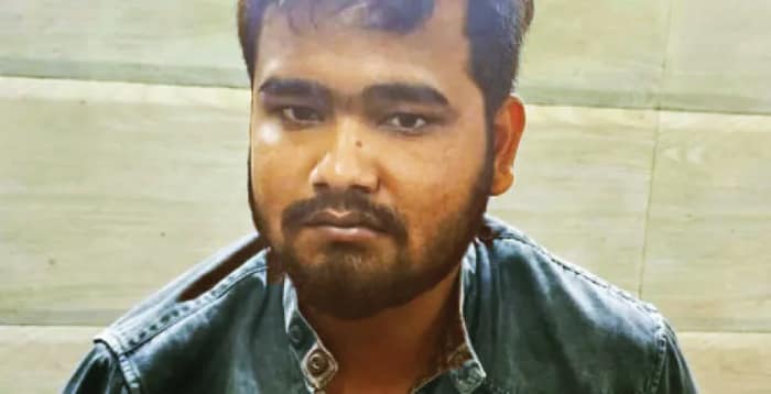 বারুইপুরে যুবকের নলি কাটা দেহ উদ্ধার,  স্ত্রীর পরকীয়া ঘিরে দানা বাঁধছে রহস্য, গ্রেপ্তার মৃতের খুড়তুতো ভাই