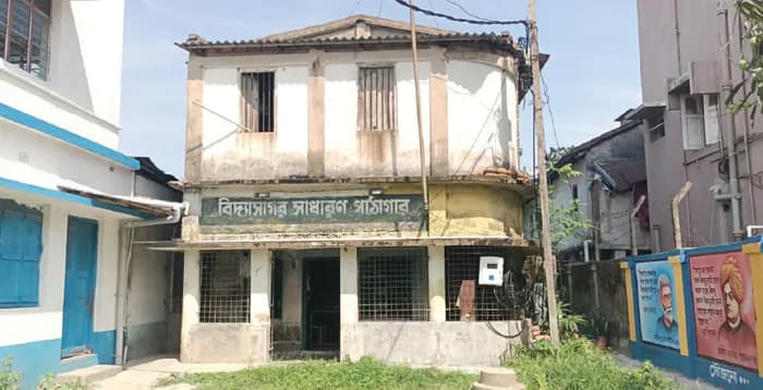 পাঠাগারে পার্টি অফিস, ক্ষুব্ধ কাকদ্বীপের বাসিন্দারা
