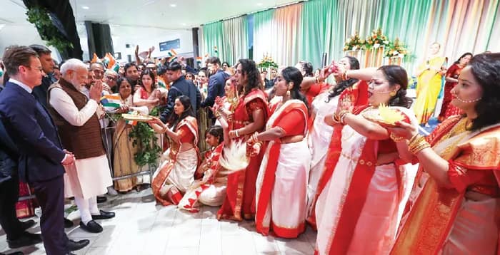 সুইডেনের প্রধানমন্ত্রীর সঙ্গে দ্বিপাক্ষিক সহযোগিতার প্রসার নিয়ে কথা মোদির