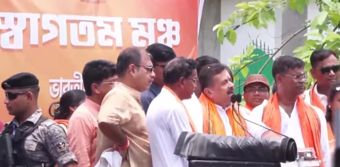 ‘বাজেটে ফলতার জন্য বিশেষ প্যাকেজ থাকবে’, ভোটপ্রচারের শেষদিনে এলাকায় এসে ঘোষণা মুখ্যমন্ত্রীর
