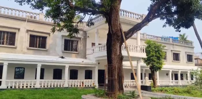 এত টাকার উত্স কী? কান্দিতে  শান্তনুর ‘অট্টালিকা’ নিয়ে প্রশ্ন