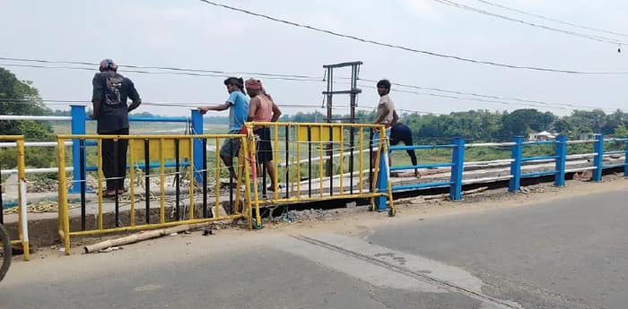 আরামবাগের উন্নয়ন নিয়ে বৈঠক, বিকল্প সেতুর প্রস্তাব বিধায়কদের