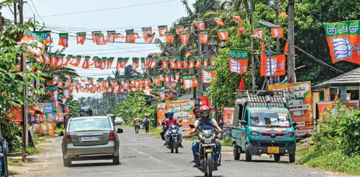 আজ ভোট উৎসবে মাততে সাজ সাজ ফলতায়, নতুন পোশাক, ব্যান্ডপার্টি, ভূরিভোজ