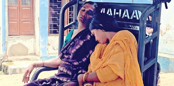 খুনের মামলার সাক্ষ্য দিতে যাওয়ার পথে আক্রান্ত মা-বোন