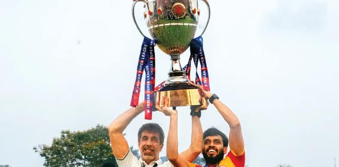 ইস্ট বেঙ্গল তাঁবুতে আনন্দের বিস্ফোরণ