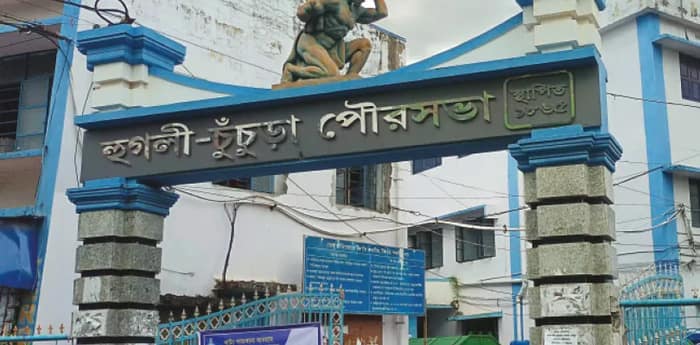 চেয়ারম্যান ও ভাইস চেয়ারম্যান  জেলে, পুর পরিষেবা নিয়ে উদ্বেগ