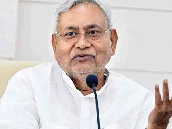 প্রধানমন্ত্রীর সভা ও রোড শোয়ে গরহাজির নীতীশ, ‘দূরত্ব’ ঘিরে উঠছে প্রশ্ন