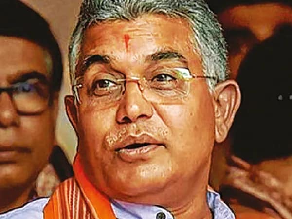 খড়্গপুর শহরে দিলীপ ঘোষের চমকহীন সভা