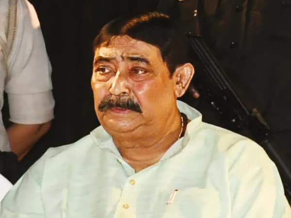 বাংলা দখলে বিজেপির আশার ‘গুড়ে বালি’ দেখছেন অনুব্রত