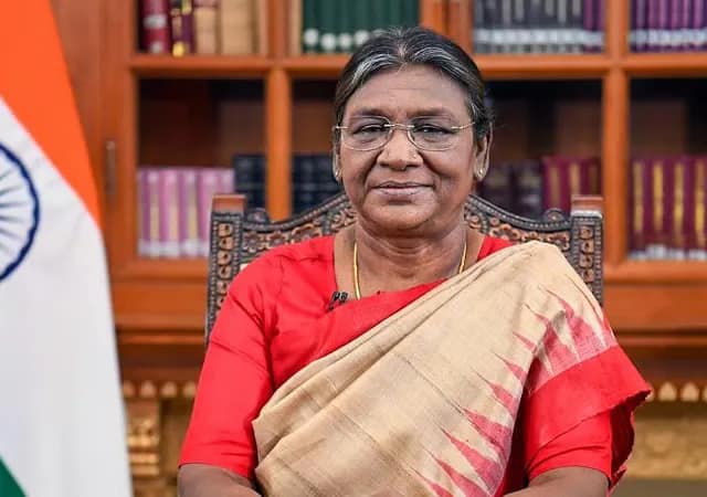 আন্তর্জাতিক মহিলা দিবসে শুভেচ্ছা জানালেন রাষ্ট্রপতি দ্রৌপদী মুর্মু