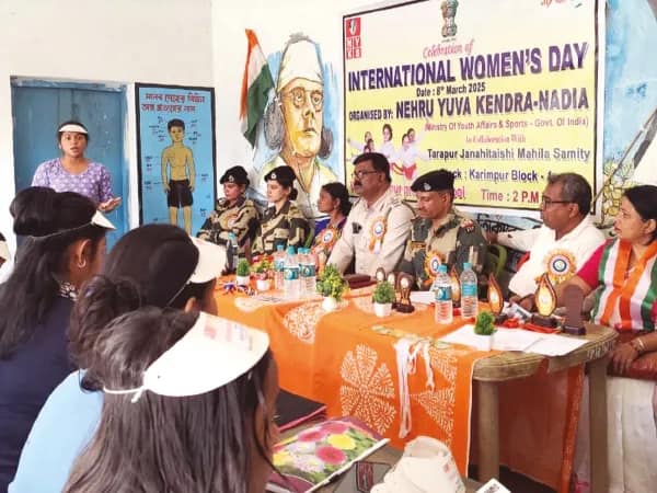 তারাপুর জনহিতৈষী মহিলা সমিতির সচেতনতামূলক প্রচার অভিযান