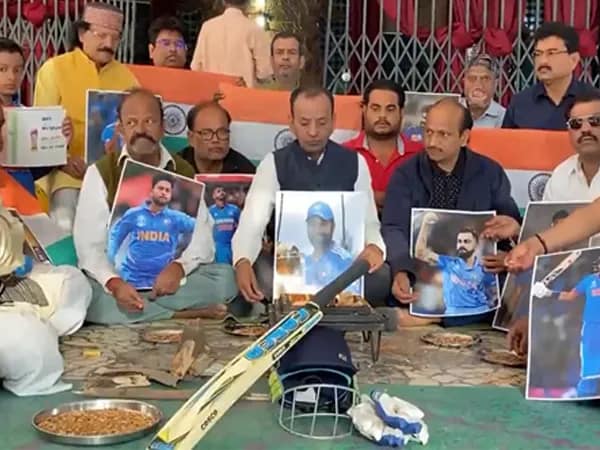 চ্যাম্পিয়ন্স ট্রফি: ফাইনালে ভারতের জয় প্রার্থনা করে কানপুরের রাধা মাধব মন্দিরে চলছে যজ্ঞ