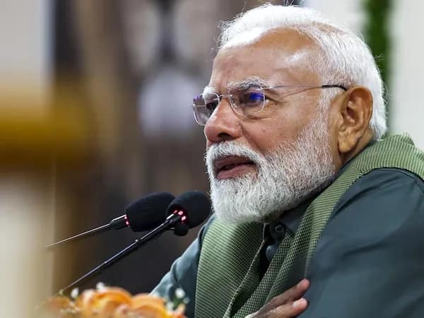 উপ রাষ্ট্রপতির আরোগ্য প্রার্থনা করলেন প্রধানমন্ত্রী নরেন্দ্র মোদি