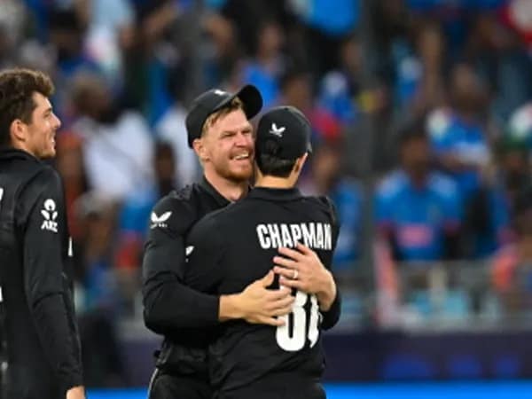 চ্যাম্পিয়ন্স ট্রফি ফাইনাল: ১৮ রানে আউট হার্দিক, ভারত ২৪১/৫ (৪৭.২ ওভার), টার্গেট ২৫২