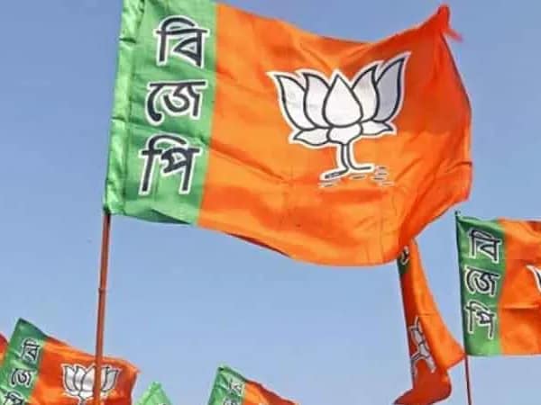 শুধু তৃণমূল নয়, বিজেপিও ভূতুড়ে ভোটার ধরতে নেমেছে মেদিনীপুরে